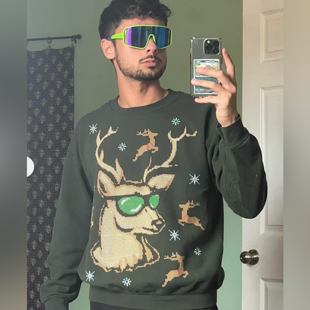 Gillian Green & Khaki Reindeer Sweatshirt SzM  Ugly Sweatshirt Holiday